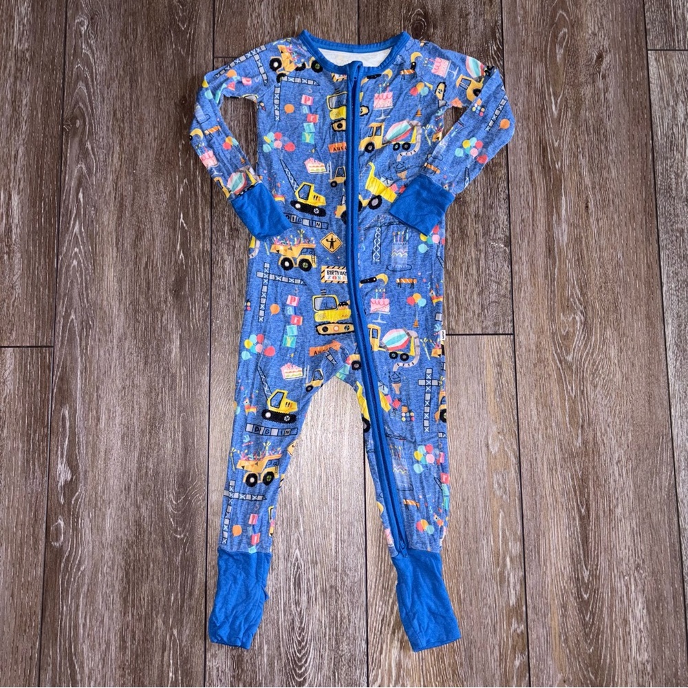 Little Sleepies Birthday Builders Zippy